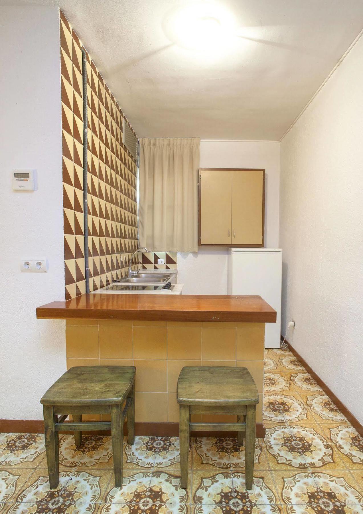 Apartamentos Bon Lloc Santa Eularia des Riu Buitenkant foto
