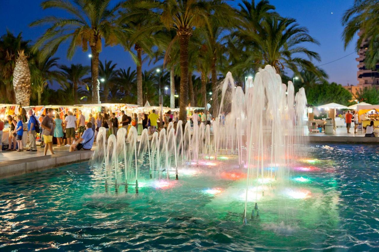 Apartamentos Bon Lloc Santa Eularia des Riu Buitenkant foto